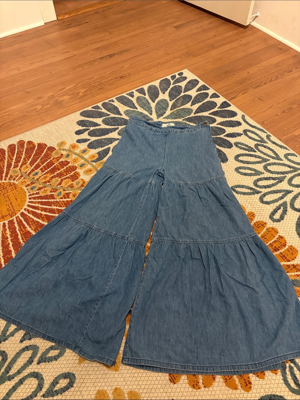 We The Free Denim Wide-Leg palazzo Denim Pants size 4
